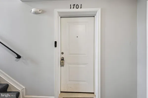 $295,000 | 6335 Greenfield Road, Unit 1701, Elkridge, MD 21075