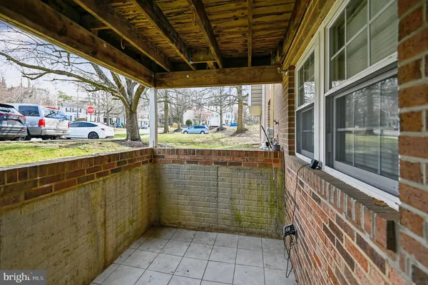 $295,000 | 6335 Greenfield Road, Unit 1701, Elkridge, MD 21075