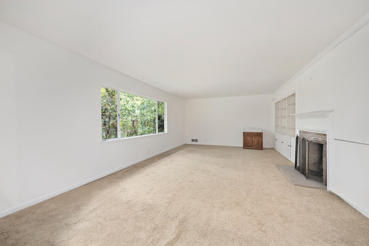 96 Edge Road Atherton, CA 94027 - Photo 5 of 28