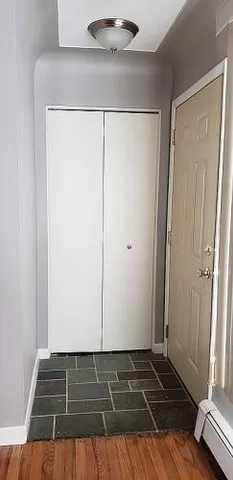 $77,000 | 995 North Cass Lake Road, Unit 221, Waterford, MI 48328