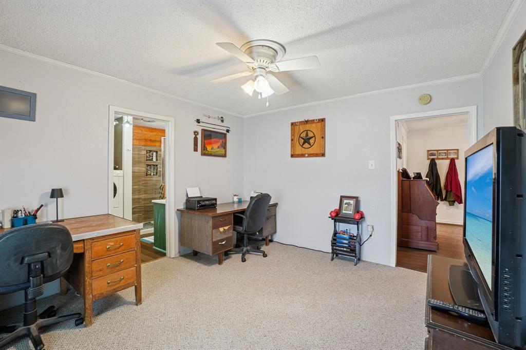 203 Walker Bend Road Weatherford, TX 76088 - Photo 17 of 40