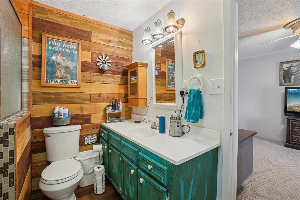 203 Walker Bend Road Weatherford, TX 76088 - Photo 20 of 40