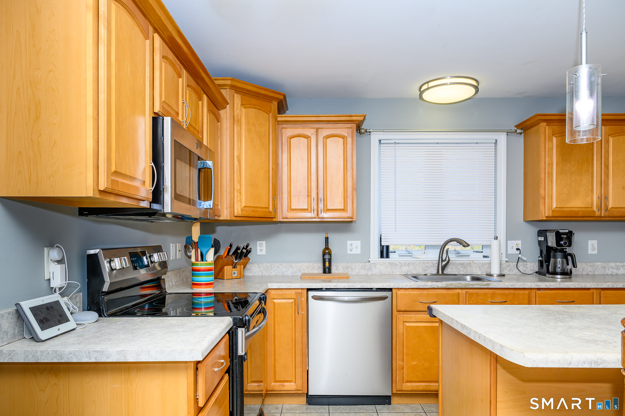 63 Pautipaug Hill Road Sprague, CT 06330 - Photo 7 of 36