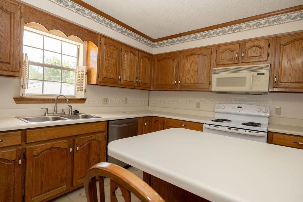 2201 Briar Road Jasper, AL 35504 - Photo 10 of 41 Gallery Image 10