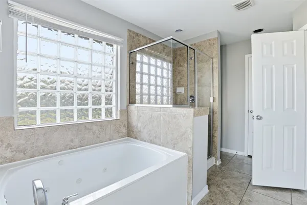 $2,550 | 6802 Claire Brook Drive, Richmond, TX 77407