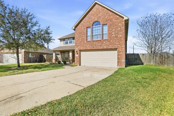 $2,550 | 6802 Claire Brook Drive, Richmond, TX 77407