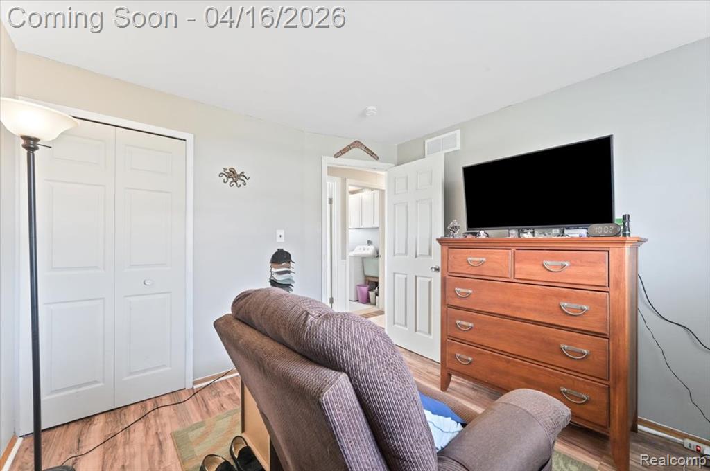 15423 Taft Street Romulus, MI 48174 - Photo 20 of 27