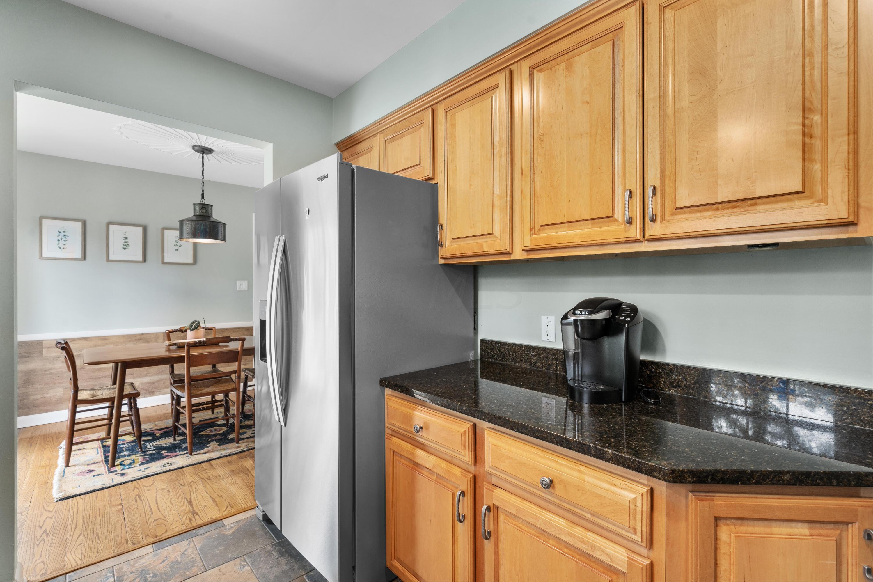 3109 Edgefield Road Columbus, OH 43221 - Photo 10 of 35 Kitchen & Dining Room