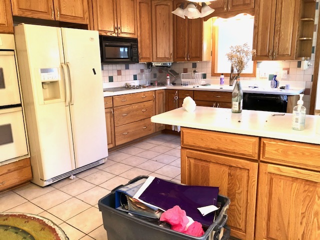 922 North Rohlwing Road Palatine, IL 60074 - Photo 5 of 10 Gallery Image 5
