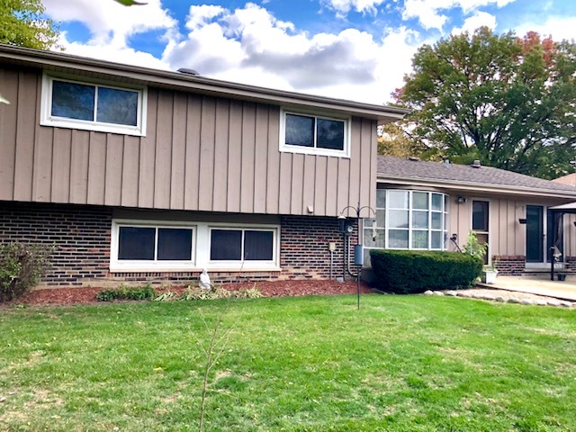 922 North Rohlwing Road Palatine, IL 60074 - Photo 9 of 10 Gallery Image 9