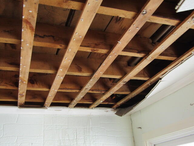 30 New Hampshire Street Millinocket, ME 04462 - Photo 13 of 33 IMG_1499