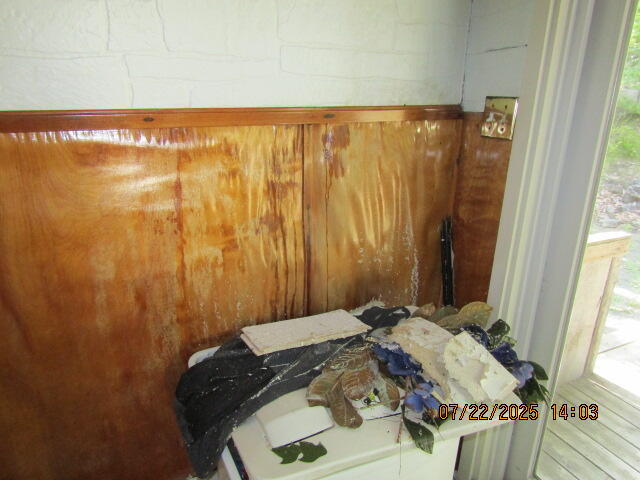 30 New Hampshire Street Millinocket, ME 04462 - Photo 32 of 33 IMG_0474