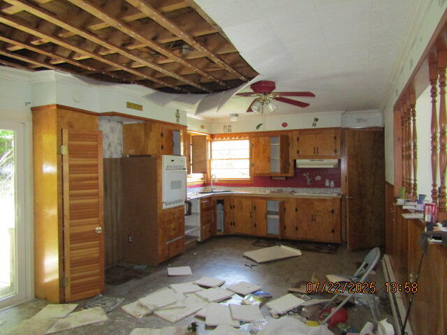 30 New Hampshire Street Millinocket, ME 04462 - Photo 4 of 33 IMG_0461