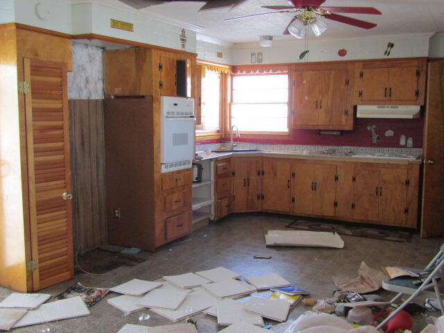 30 New Hampshire Street Millinocket, ME 04462 - Photo 6 of 33 IMG_1492