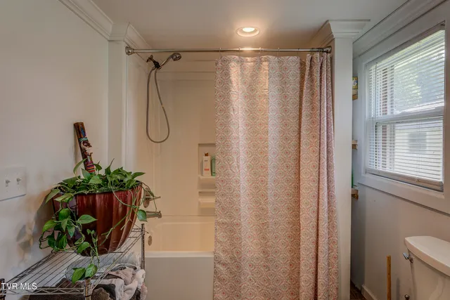 $199,000 | 3200 Temple Hill Road, Erwin, TN 37650