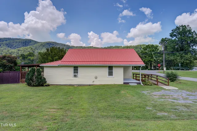 $199,000 | 3200 Temple Hill Road, Erwin, TN 37650