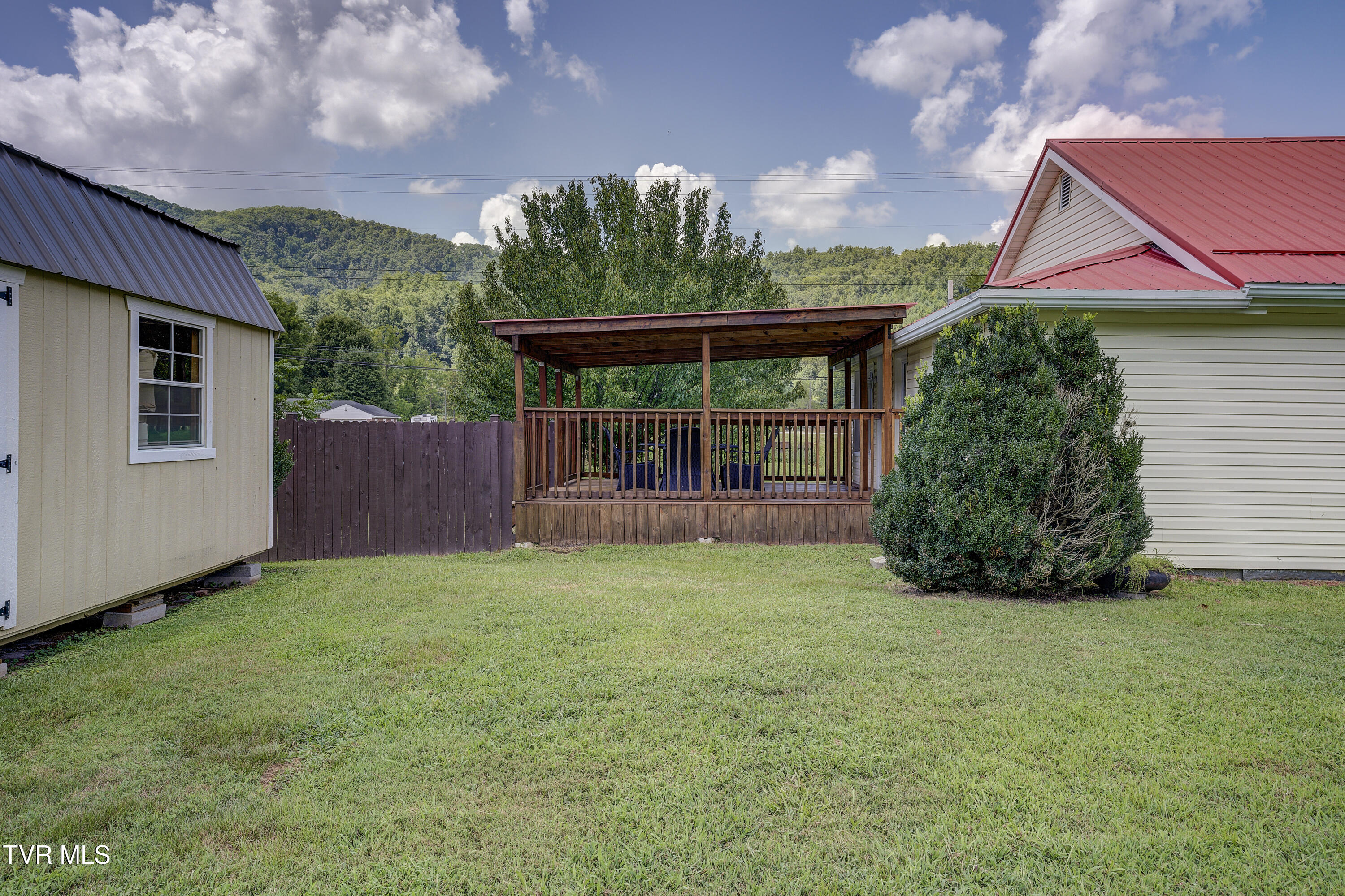 3200 Temple Hill Road Erwin, TN 37650 - Photo 8 of 34 Temple-30