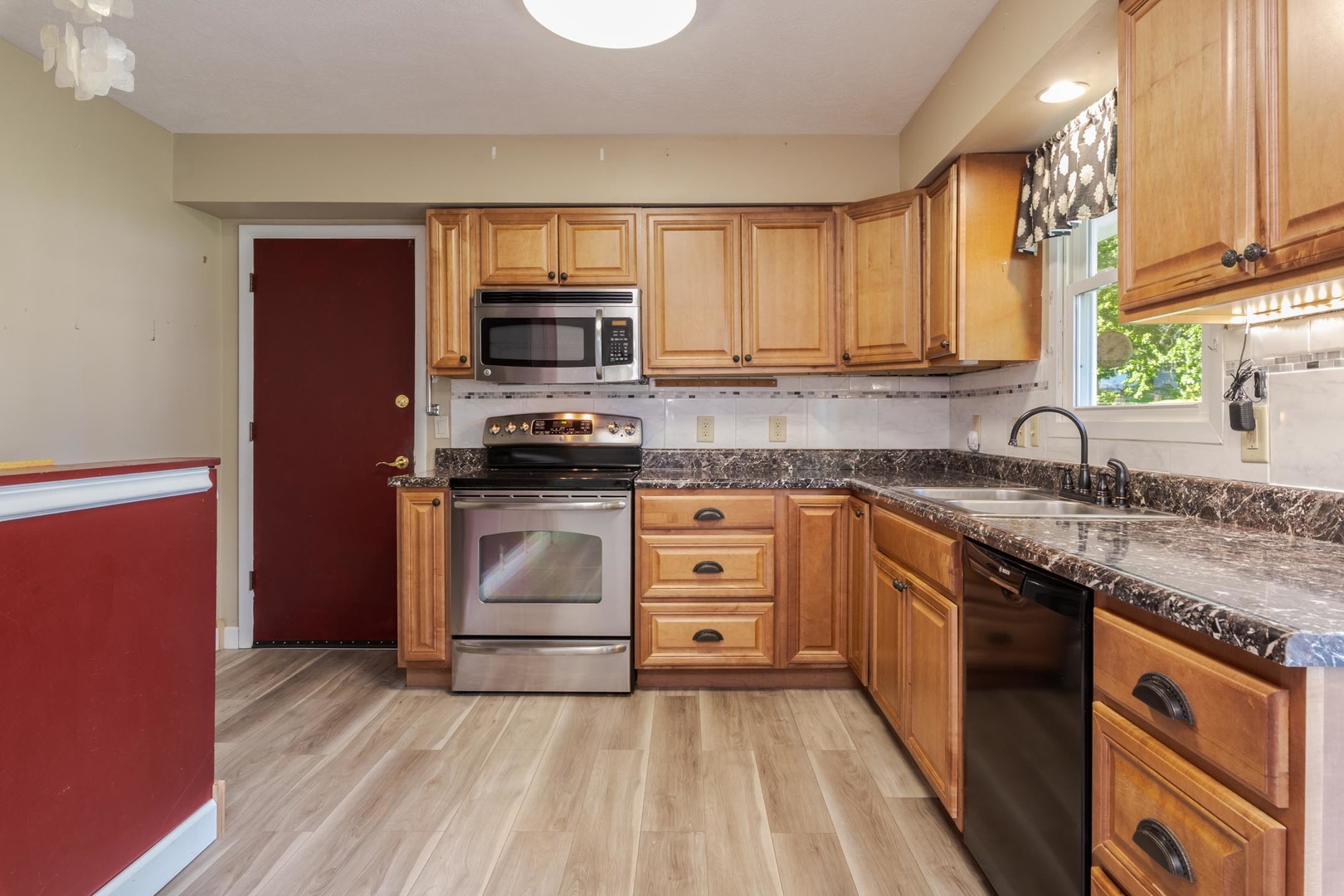 703 Lara Road Normal, IL 61761 - Photo 18 of 47