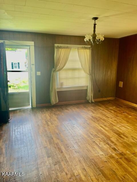 190 Abel Avenue Decatur, TN 37322 - Photo 7 of 12 IMG_4877