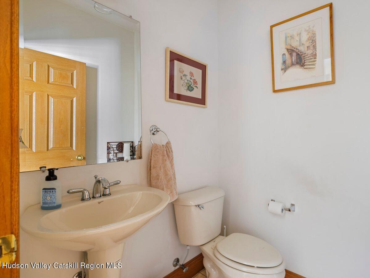 2950 New Prospect Road Pine Bush, NY 12566 - Photo 15 of 72 photo_online_054