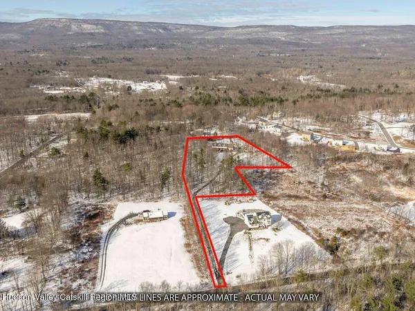 $699,000 | 2950 New Prospect Road, Pine Bush, NY 12566