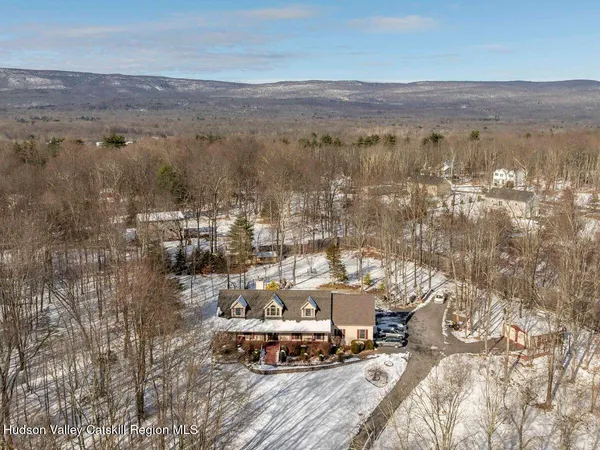 $699,000 | 2950 New Prospect Road, Pine Bush, NY 12566