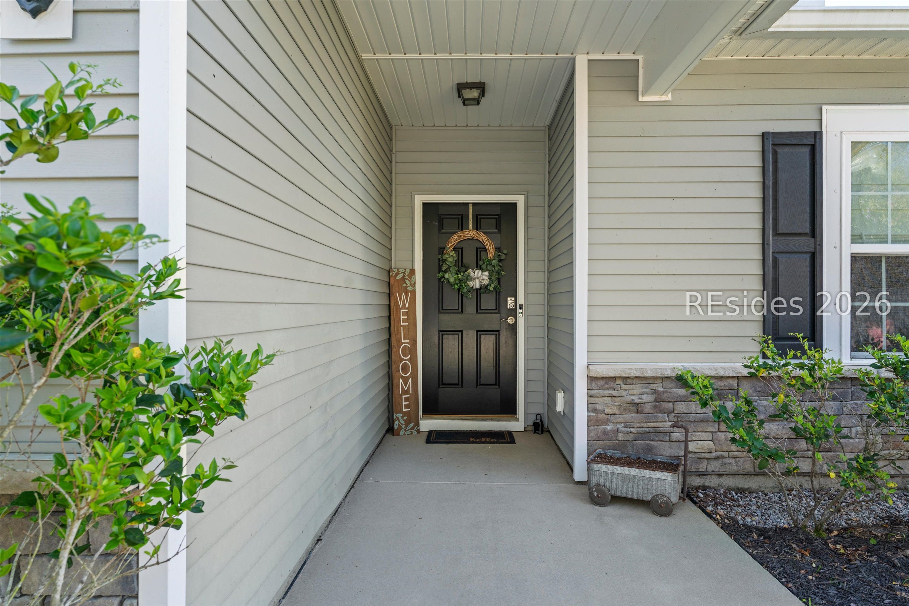 67 Saluda Way Beaufort, SC 29906 - Photo 3 of 47