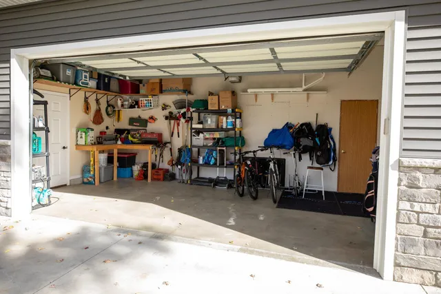 $299,000 | 606 North Thayer Street, Bourbon, IN 46504