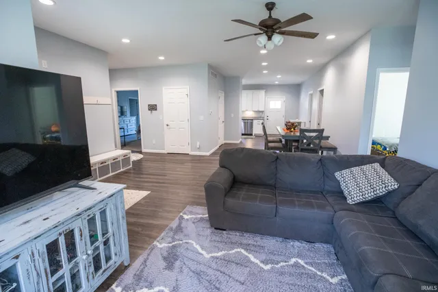 $299,000 | 606 North Thayer Street, Bourbon, IN 46504