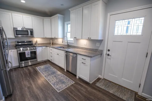 $299,000 | 606 North Thayer Street, Bourbon, IN 46504