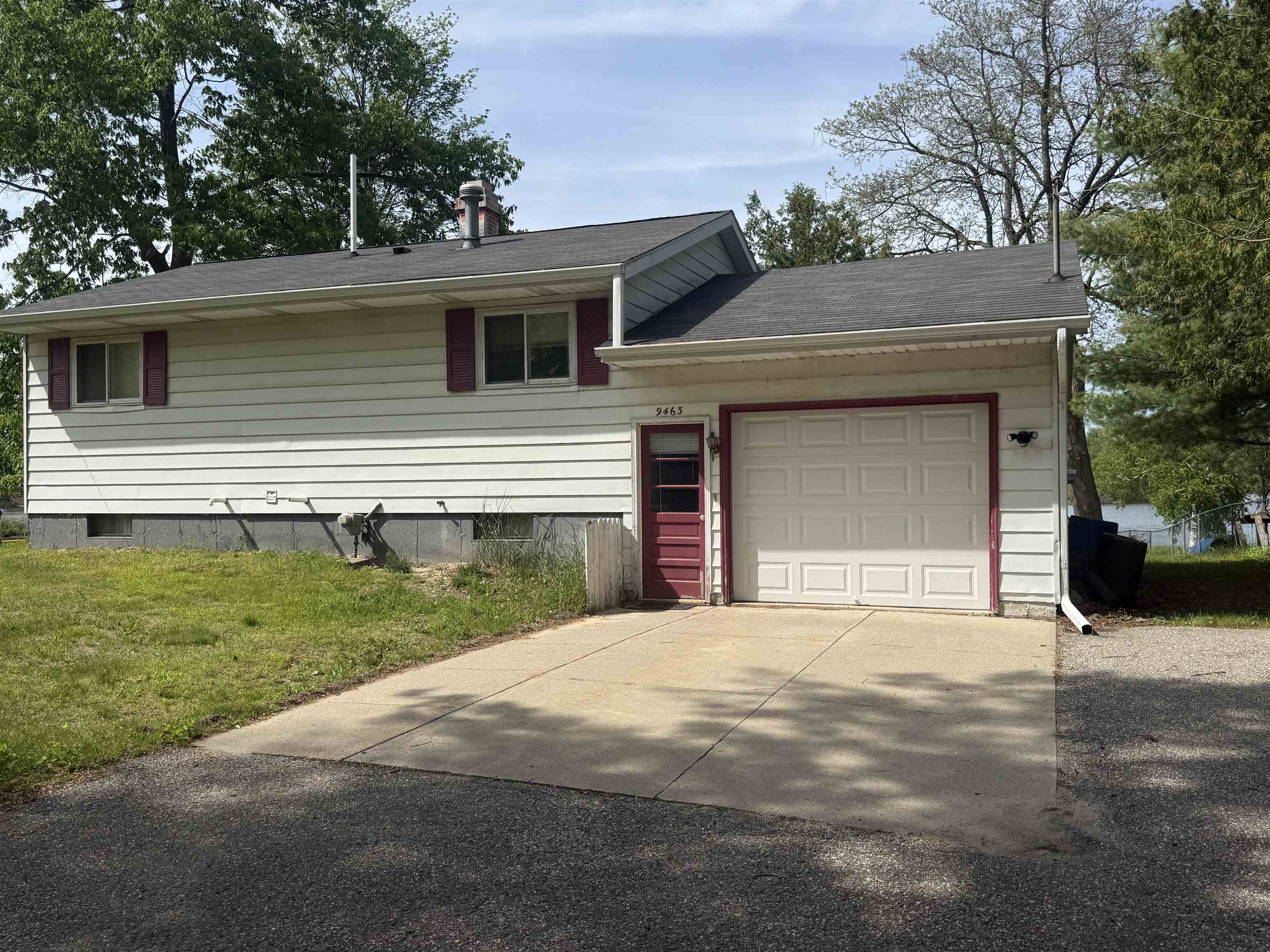 9463 East Colby Road Crystal, MI 48818 - Photo 3 of 31