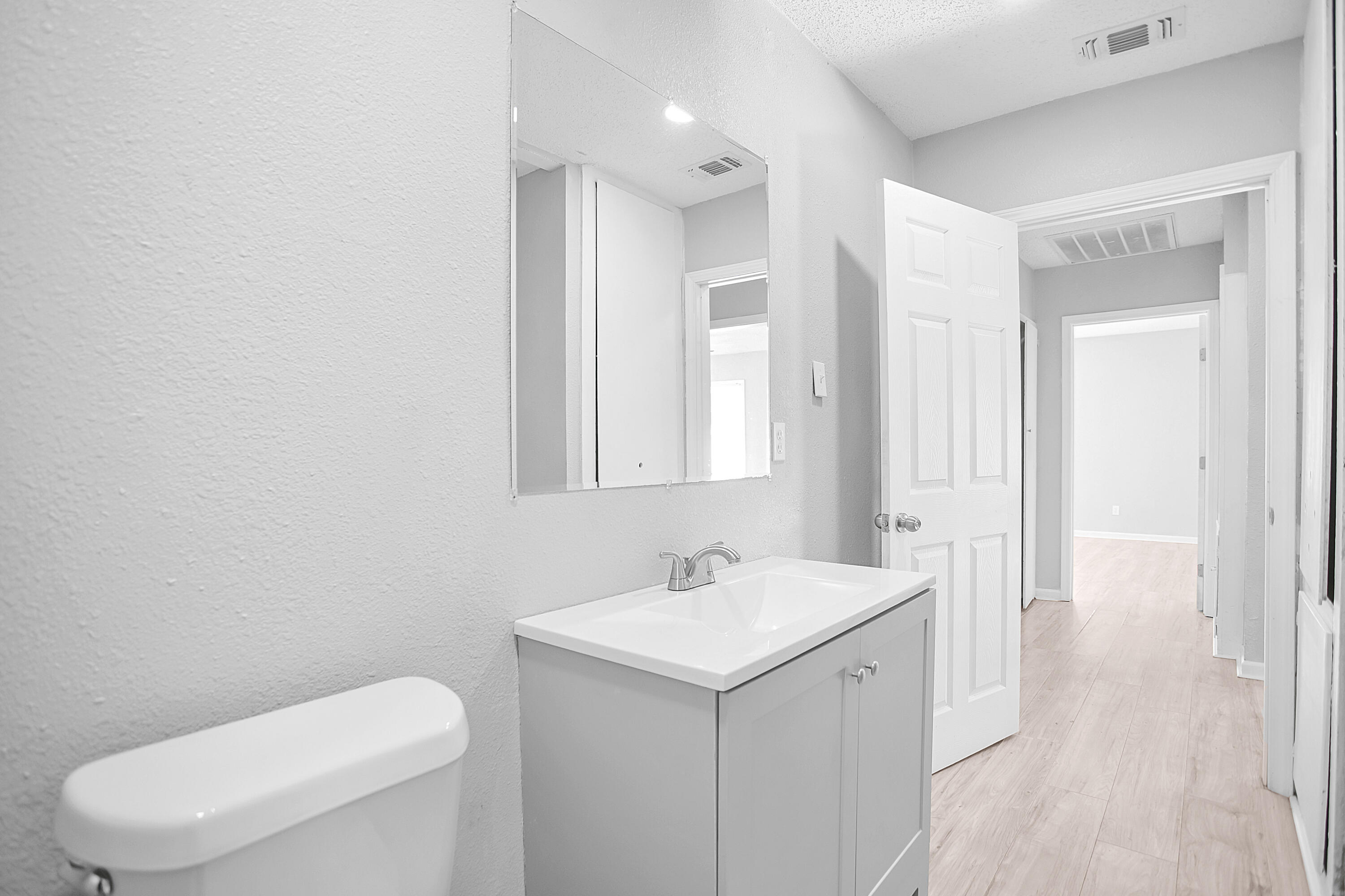 2430 31st Street Lubbock, TX 79411 - Photo 28 of 46 DSC_8658