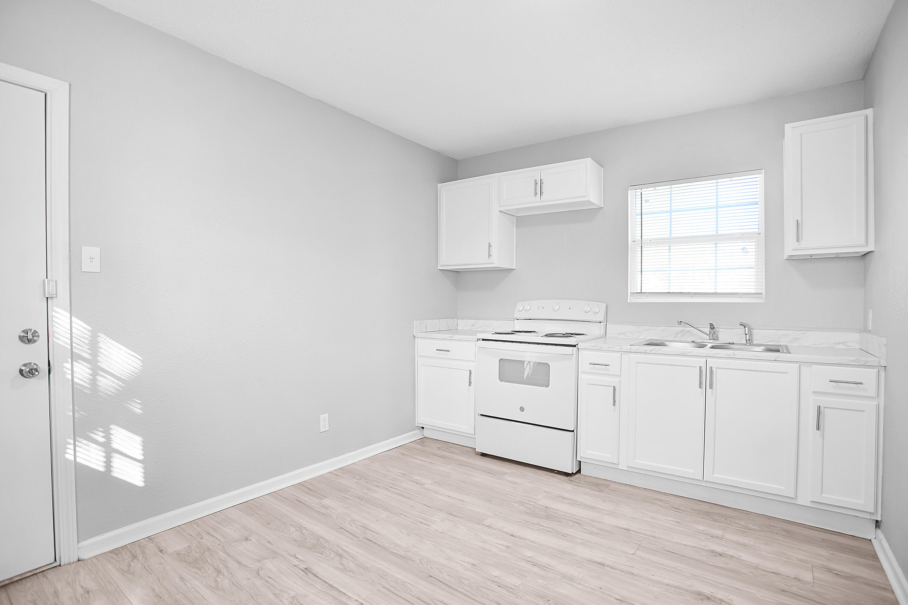 2430 31st Street Lubbock, TX 79411 - Photo 31 of 46 DSC_8677