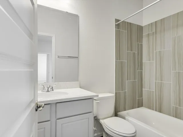 $2,750 | 396 Cold Riv Run, Kyle, TX 78640