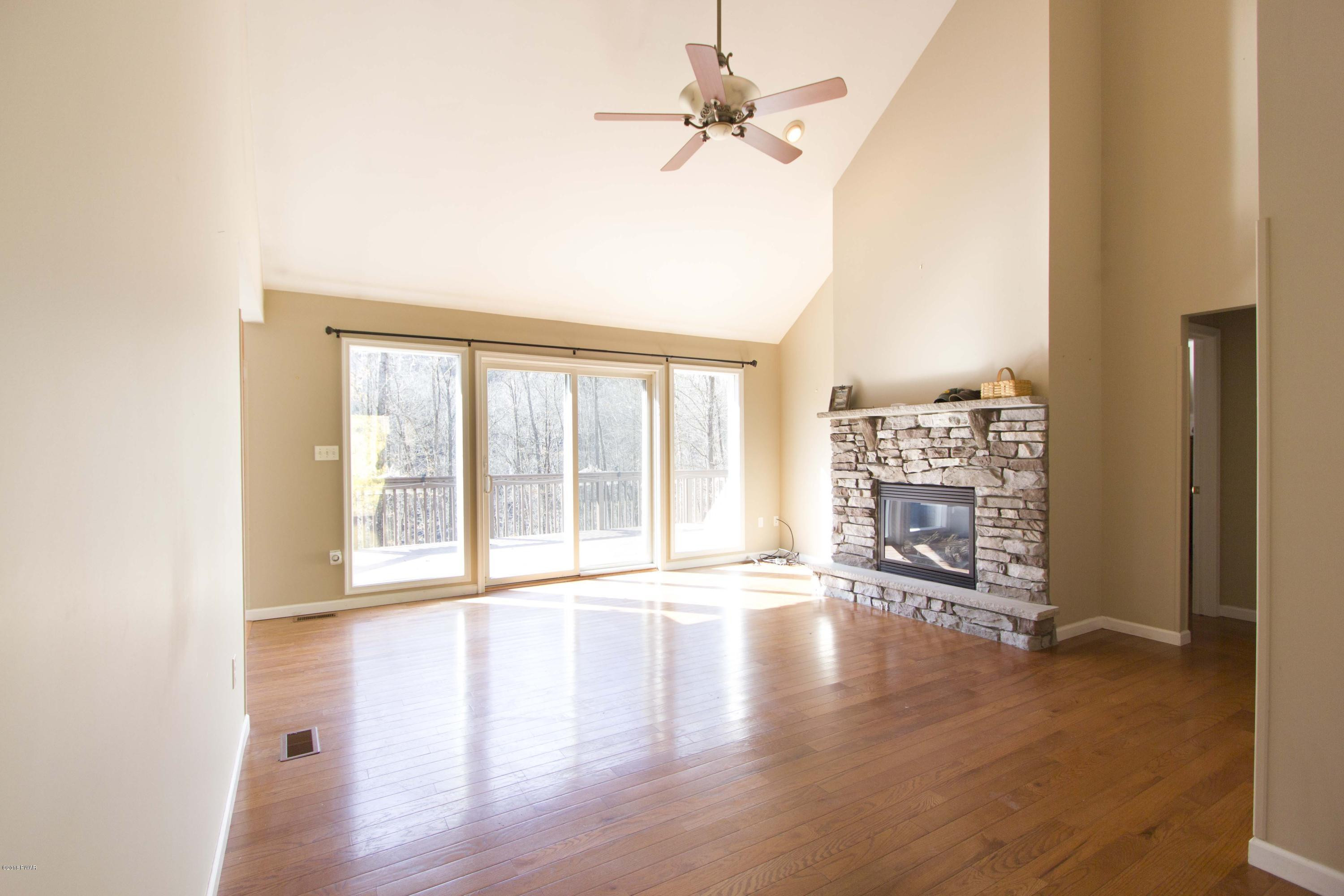 381 Engvaldsen Road Hawley, PA 18428 - Photo 6 of 36