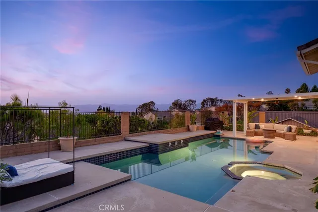 $1,628,000 | 6691 Smokewood Circle, Anaheim Hills, CA 92807