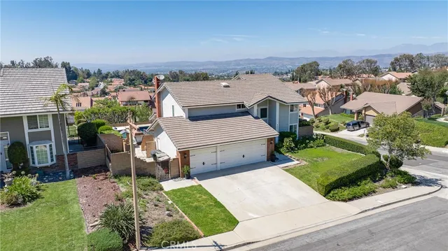 $1,628,000 | 6691 Smokewood Circle, Anaheim Hills, CA 92807