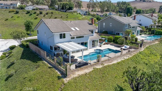 $1,628,000 | 6691 Smokewood Circle, Anaheim Hills, CA 92807