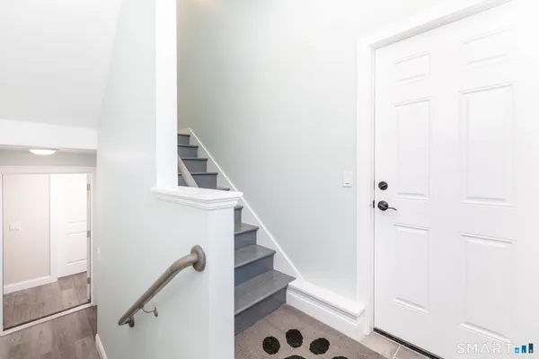 $624,900 | 4 Goldfinch Terrace, East Lyme, CT 06333