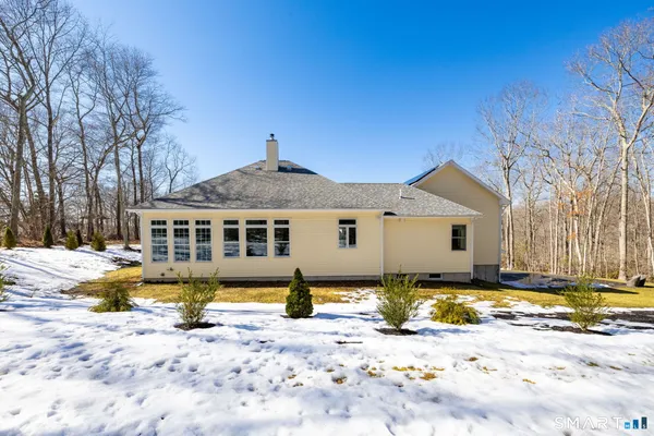 $624,900 | 4 Goldfinch Terrace, East Lyme, CT 06333