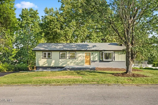 $359,000 | 301 Carolyn Circle, Bristol, TN 37620