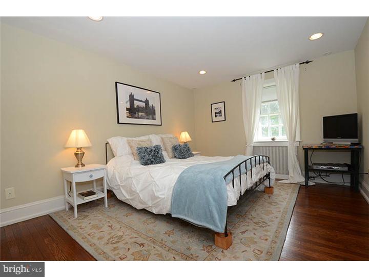 511 Fishers Road Bryn Mawr, PA 19010 - Photo 22 of 25 Guest Room