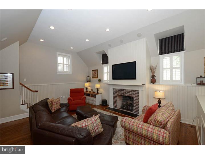 511 Fishers Road Bryn Mawr, PA 19010 - Photo 7 of 25 Family Room