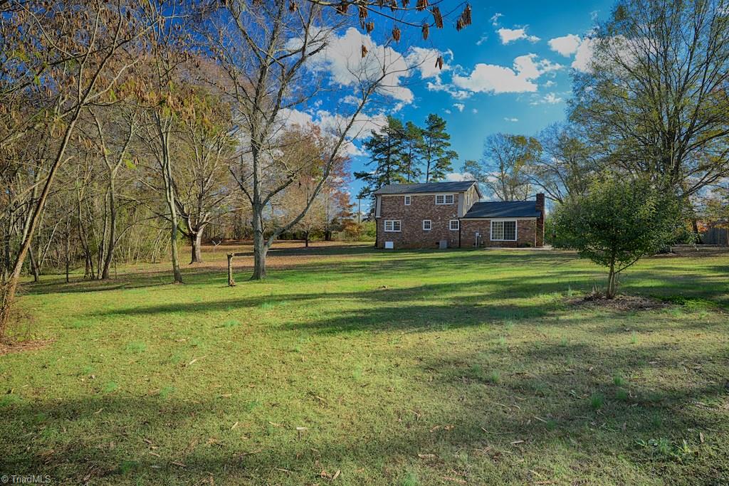 6489 Cedar Square Road Archdale, NC 27263 - Photo 3 of 30