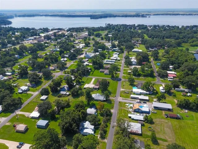 $66,990 | 414 Iowa Avenue, Lake Arthur, LA 70549