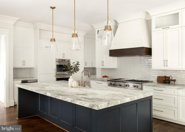 $3,300,000 | 3611 Roberts Lane, Arlington, VA 22207