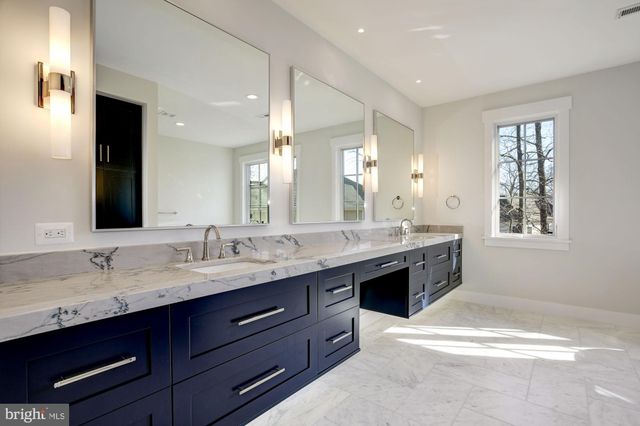 $3,300,000 | 3611 Roberts Lane, Arlington, VA 22207