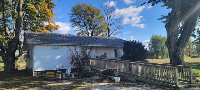 $185,000 | 10941 North 1080th Street East, Odon, IN 47562