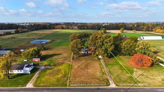 $185,000 | 10941 North 1080th Street East, Odon, IN 47562
