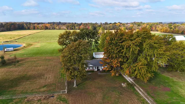 $185,000 | 10941 North 1080th Street East, Odon, IN 47562
